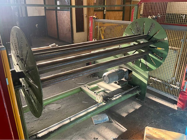 Papierhaspel - afbeelding 5 van  9