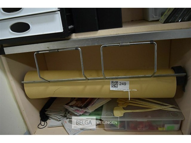 Papierhouder voor rollen 60cm - afbeelding 1 van  3