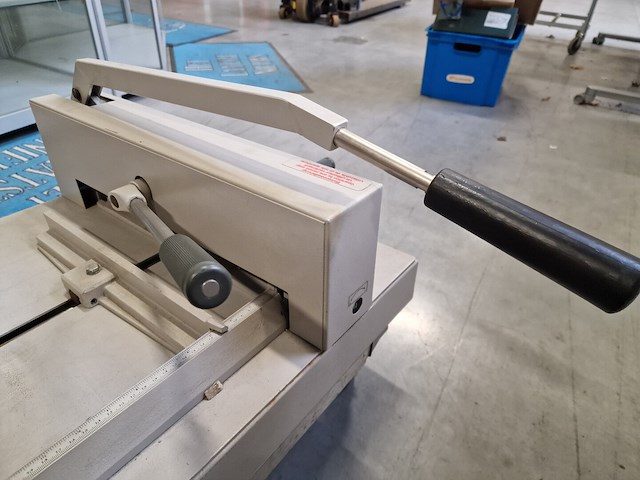 Papierschaar ideal 3905 - afbeelding 4 van  4