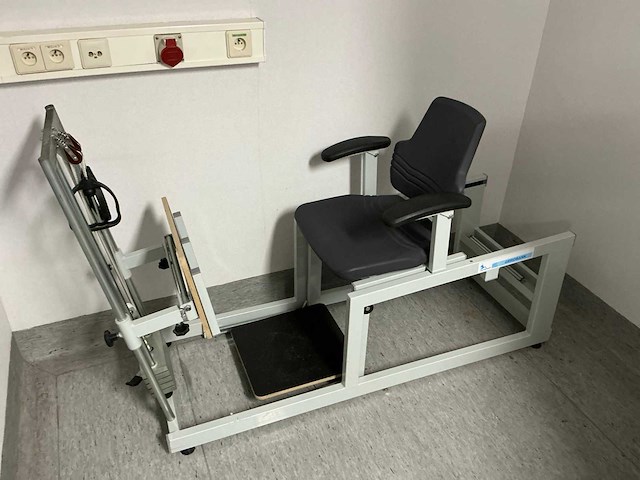 Paramedi gerobank krachttrainer - afbeelding 1 van  3