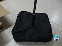 Paraplu met standaard - afbeelding 3 van  4