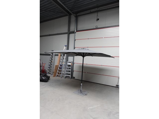 Parasol inowa + verrijdbare voet - afbeelding 2 van  6