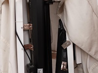 Parasol met 4x terrasverwarmer - afbeelding 3 van  4