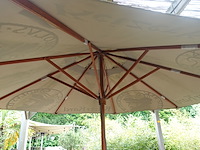 Parasol met voet - afbeelding 3 van  4