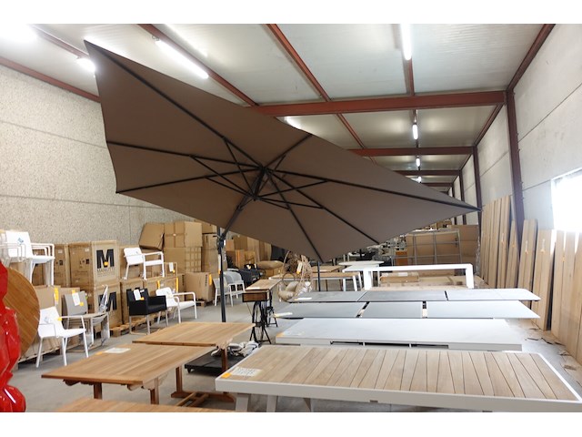 Parasol met voet - afbeelding 2 van  6