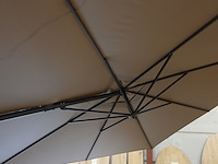 Parasol met voet - afbeelding 4 van  6