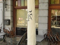 Parasol, met zware voet - afbeelding 1 van  1