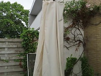 Parasol metalen voet - afbeelding 1 van  3