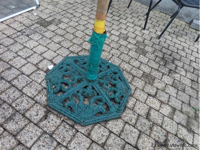 Parasol metalen voet - afbeelding 3 van  3