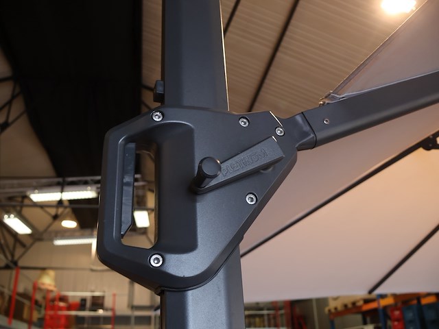 Parasol op voet - afbeelding 3 van  6