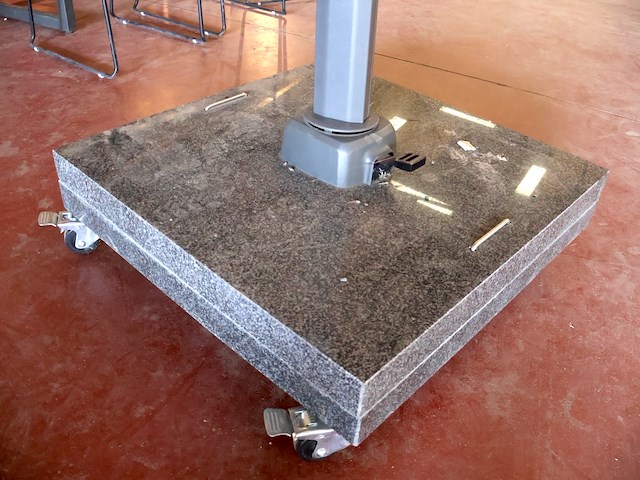 Parasol op voet - afbeelding 4 van  6