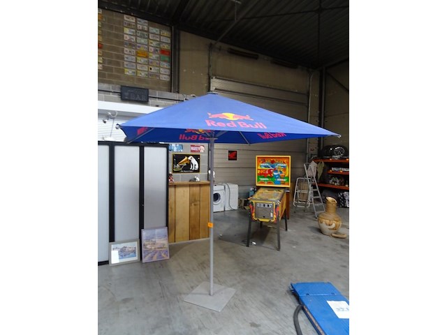 Parasol red bull - afbeelding 2 van  3