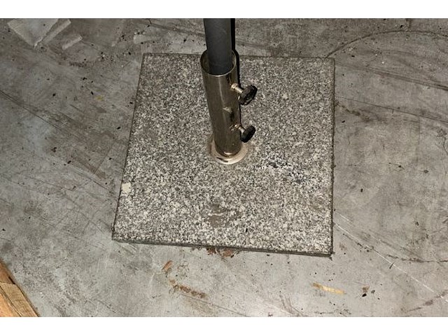 Parasol + voet - afbeelding 2 van  2