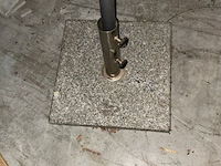 Parasol + voet - afbeelding 2 van  2