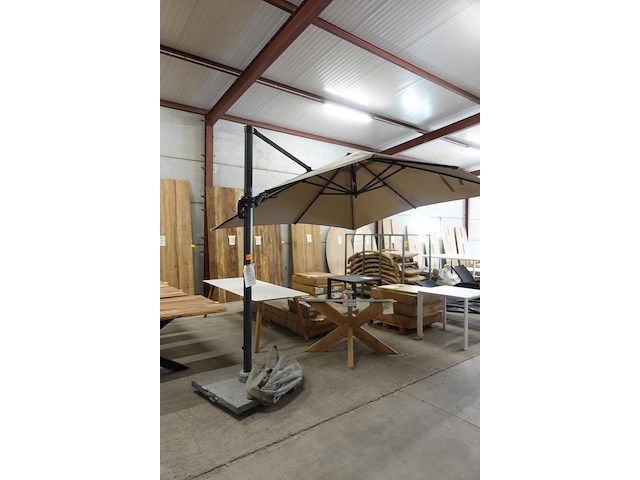 Parasol & voet - afbeelding 1 van  6