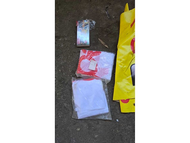 Parasolvoet en banner 2x - afbeelding 4 van  8