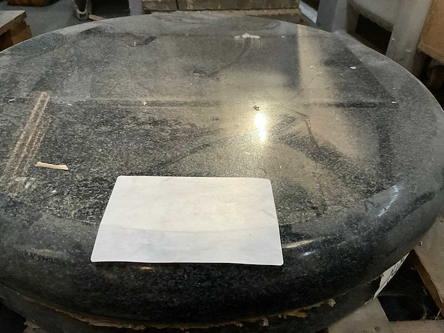 Parasolvoet graniet - afbeelding 1 van  2