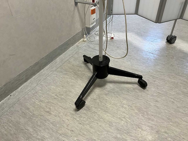 Paravente (2x)+ lamp - afbeelding 6 van  8