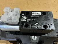 Parker d81vw026b1njw hydraulisch ventiel (2x) - afbeelding 6 van  7