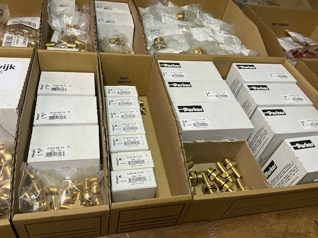 Parker en legris partij messing persluchtadapters - afbeelding 4 van  6