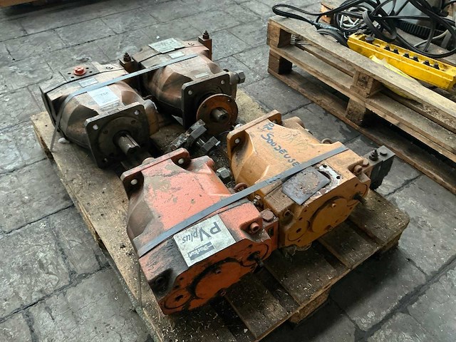 Parker hydraulisch pomp (4x) - afbeelding 4 van  4