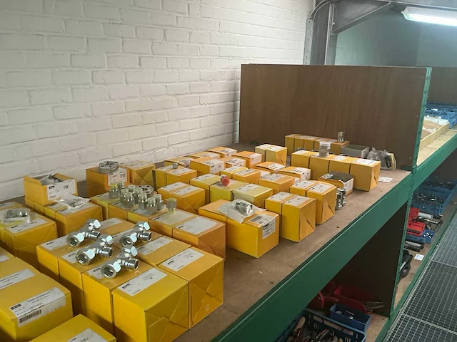 Parker partij hydrauliek componenten - afbeelding 1 van  10