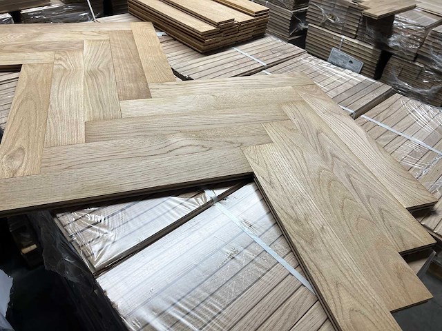 Parketvloer 113m² massief eikenvisgraat 408x68x16mm - afbeelding 7 van  7