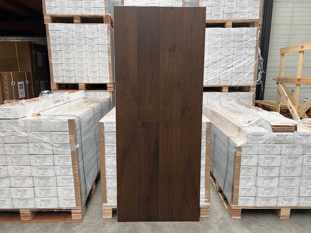 Parketvloer 90,25m² 1900x190x10/3mm - afbeelding 1 van  4