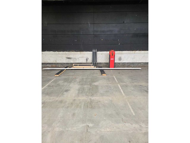 Parking inrichtingsmaterialen - afbeelding 4 van  12