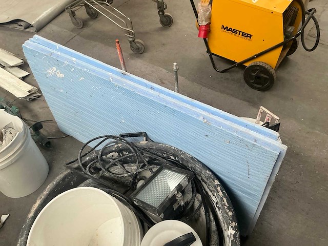 Parkside pwds 920 a1 plafond schuurmachine met diverse gereedschappen - afbeelding 8 van  16