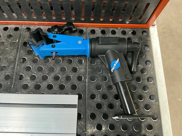 Parktool montagestandaard - afbeelding 1 van  4
