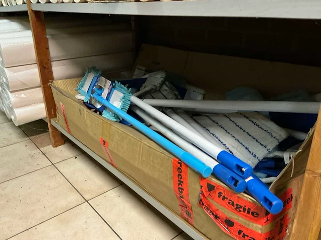 Part schoonmaakmiddelen - afbeelding 4 van  6