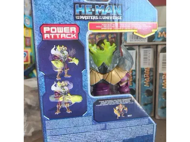 Partij 37 stuks masters of the universe he-man and the masters of the universe skeletor reborn action figure with power attack move & accessories, motu collectible - afbeelding 8 van  8