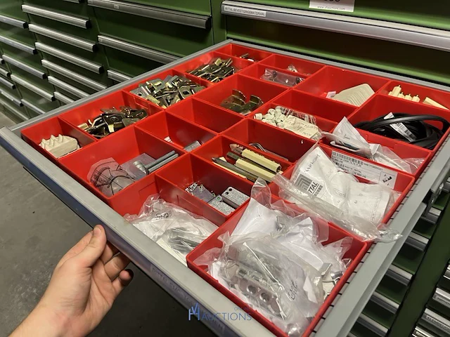 Partij aandrijf- en machinecomponenten - afbeelding 28 van  91