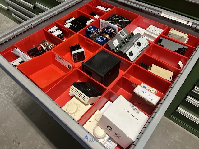 Partij aandrijf- en machinecomponenten - afbeelding 52 van  91