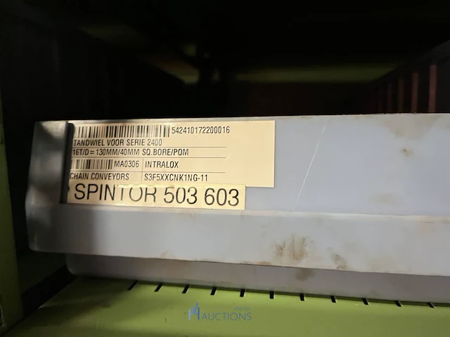 Partij aandrijfkettingen, kettingwielen en geleiderollen - afbeelding 36 van  135