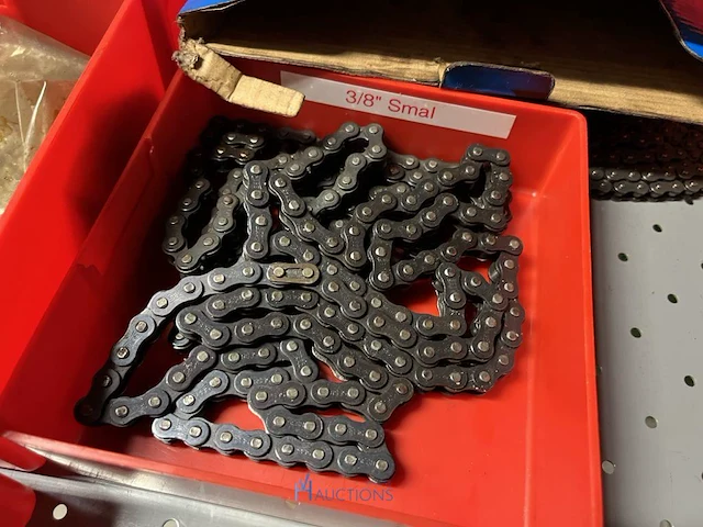 Partij aandrijfkettingen, kettingwielen en geleiderollen - afbeelding 64 van  135