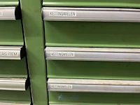 Partij aandrijfkettingen, kettingwielen en geleiderollen - afbeelding 75 van  135
