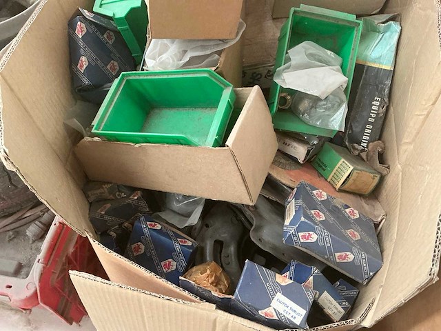 Partij aandrijfriemen en druklagers - afbeelding 2 van  12