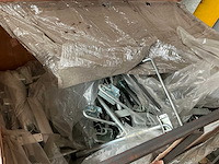 Partij aanhanger deurvastzetters - afbeelding 1 van  1
