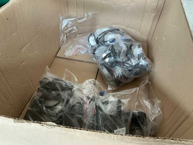 Partij aanhangwagen onderdelen en accessoires - afbeelding 3 van  4