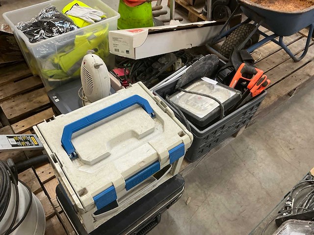 Partij aannemersbenodigdheden - afbeelding 8 van  16