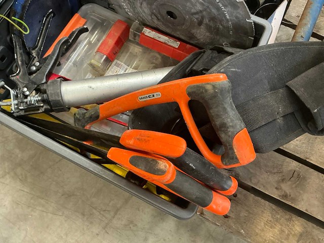 Partij aannemersbenodigdheden - afbeelding 10 van  16