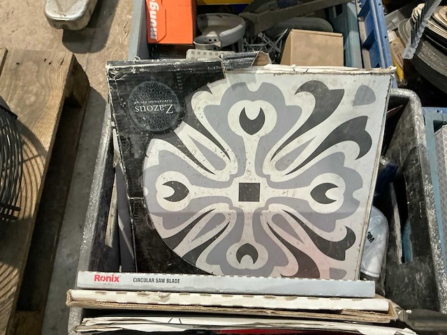 Partij aannemersmateriaal - afbeelding 4 van  16