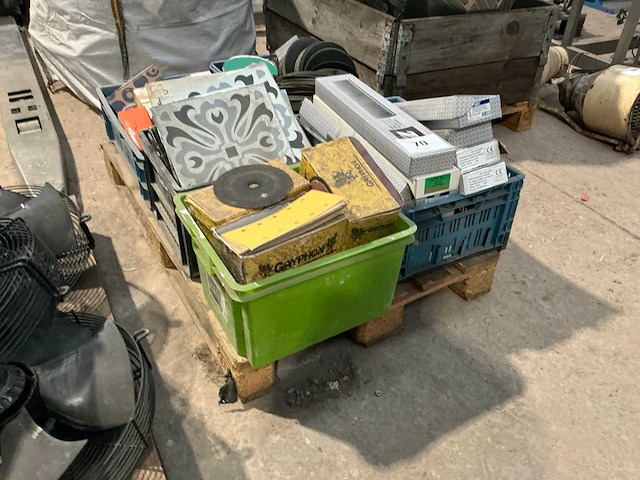 Partij aannemersmateriaal - afbeelding 8 van  16