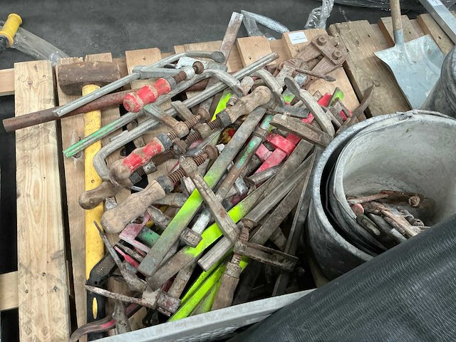 Partij aannemersmateriaal - afbeelding 5 van  13
