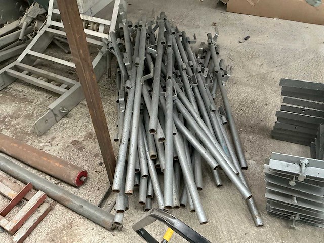 Partij aannemersmateriaal - afbeelding 5 van  10