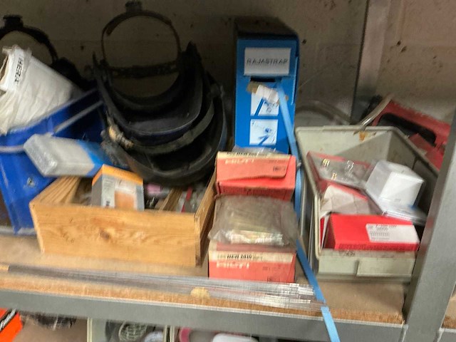 Partij aannemersmateriaal - afbeelding 4 van  15