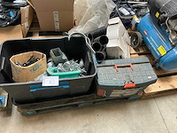 Partij aannemersmateriaal - afbeelding 1 van  8