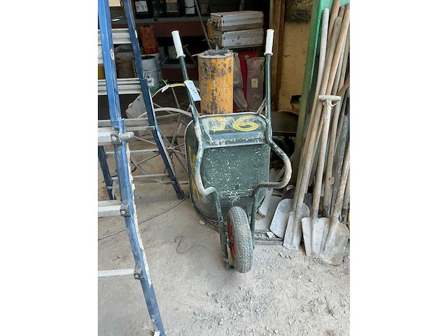 Partij aannemersmateriaal - afbeelding 3 van  4